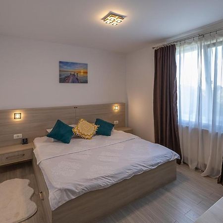 Apartament Expoparc Piteşti Exteriör bild